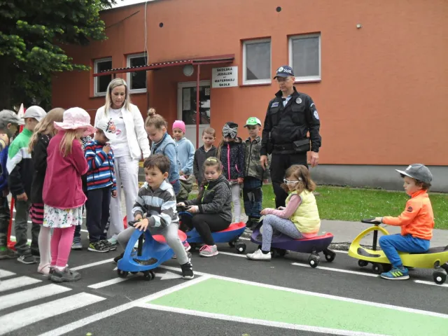 Fotogaléria -projekt - Bezpečne a hravo cestou - necestou (18)