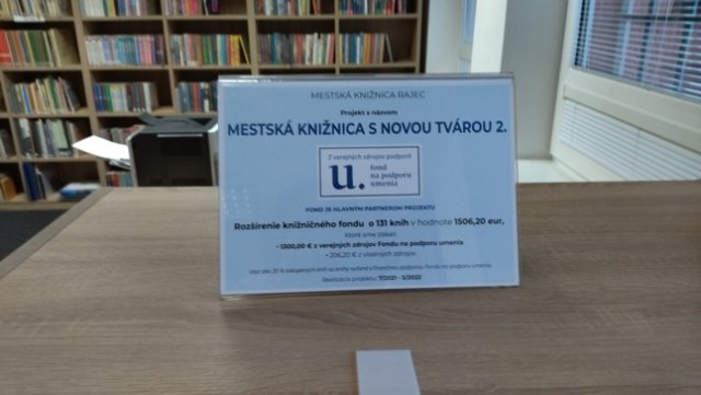 Projekt - Mestská knižnica s novou tvárou 2 (propagacia a označenie kníh logom FPU) (5)